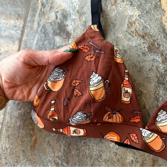 MeUndies Pumpkin Spice Bralette Size Large Fall Print Triangle Soft Lounge - Picture 2 of 7